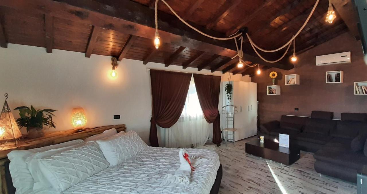 Essenziale Bed and Breakfast Castell'Anselmo Εξωτερικό φωτογραφία