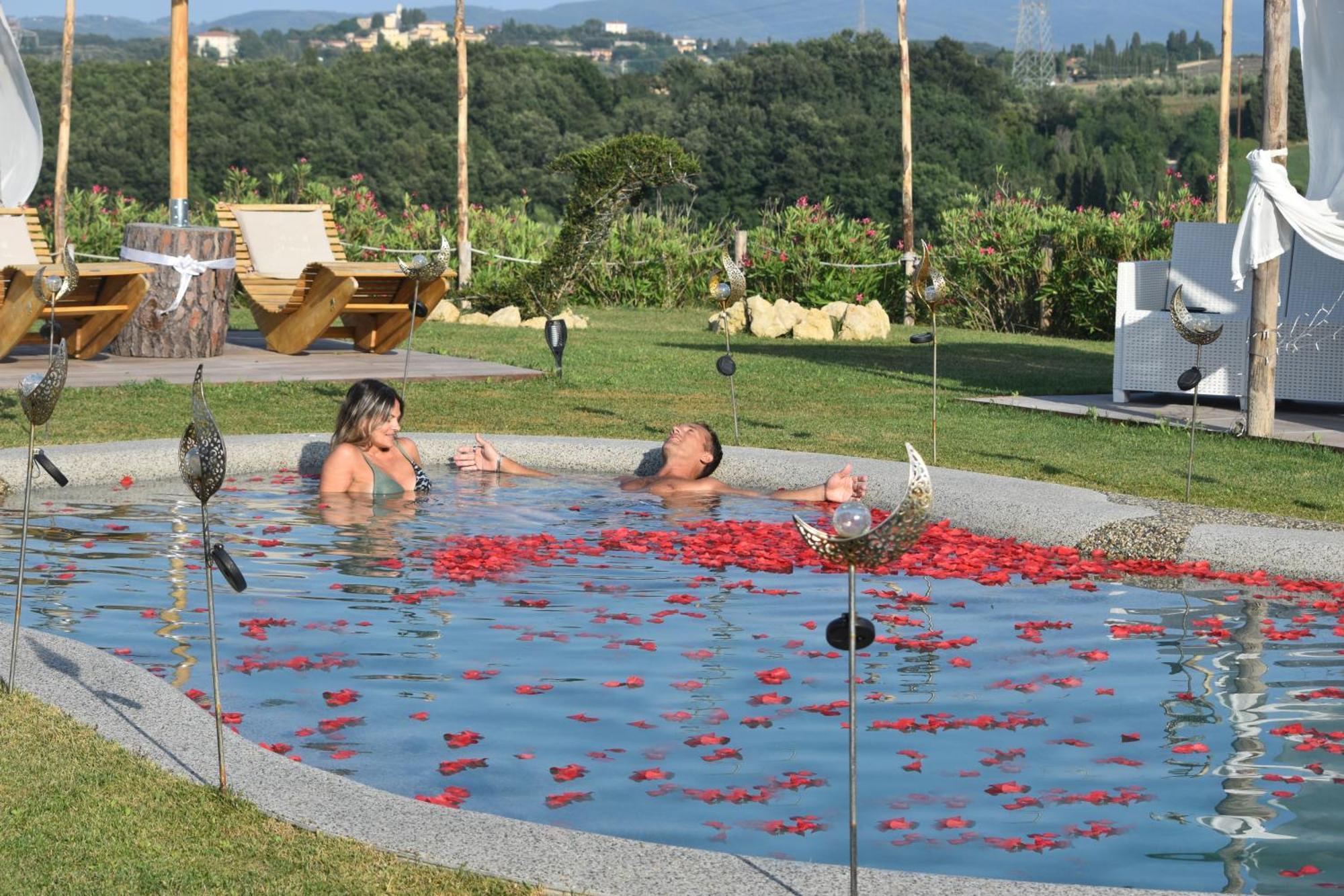 Essenziale Bed and Breakfast Castell'Anselmo Εξωτερικό φωτογραφία